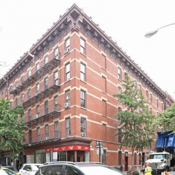 120 Christopher St New York NY  10014