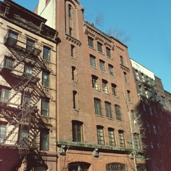 131 Perry St New York NY  10014