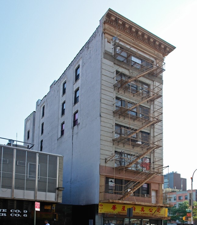 17 Allen St New York NY 10002