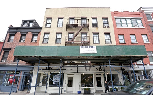 300 Bleecker St New York 10014