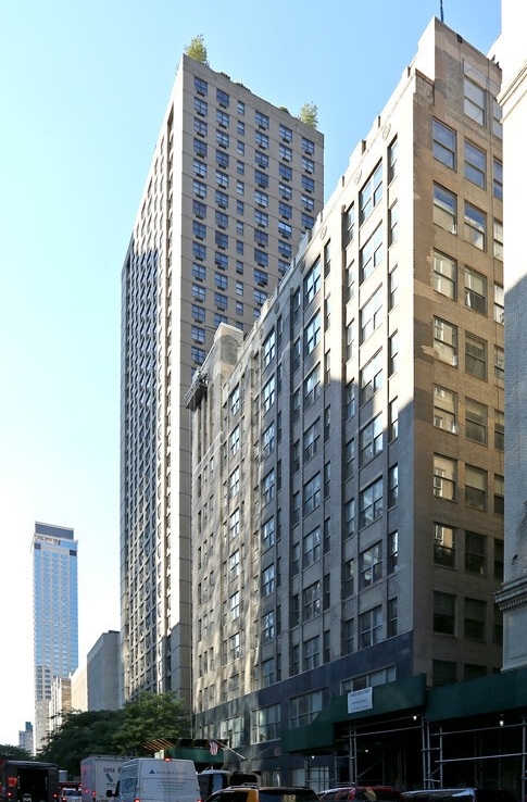 33 W 60th St New York NY 10023