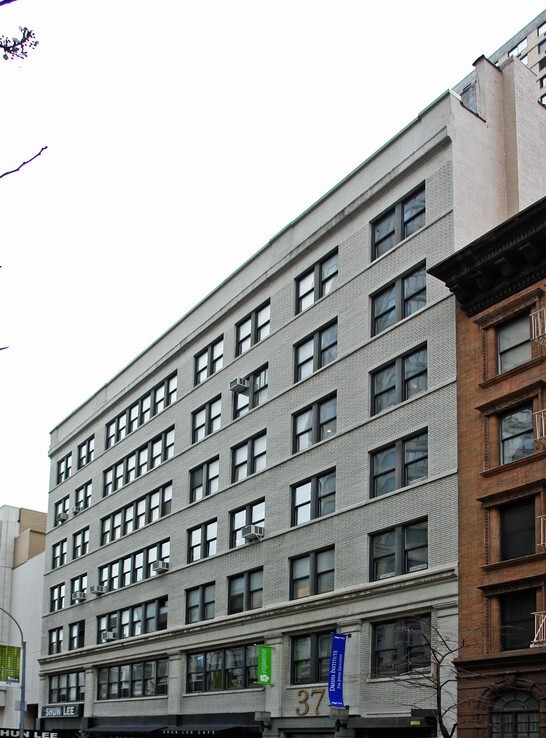 37 W 65th St New York NY 10023