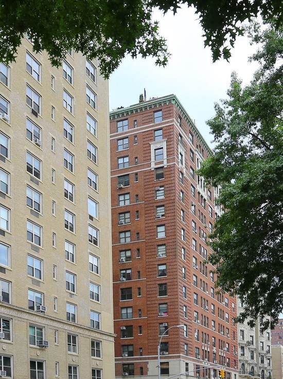 415 Central Park West New York NY 10025