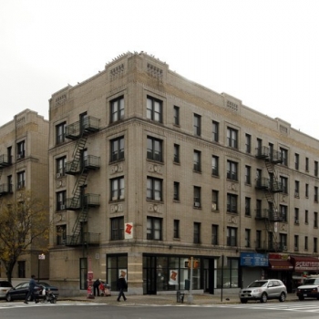 4876 Broadway New York NY  10034