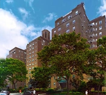 500 Grand St New York NY  10002