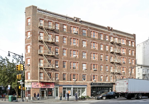 75 Greenwich Ave New York NY 10014