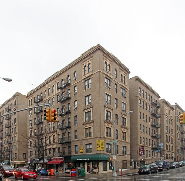 801-811 W 181st St New York NY 10033