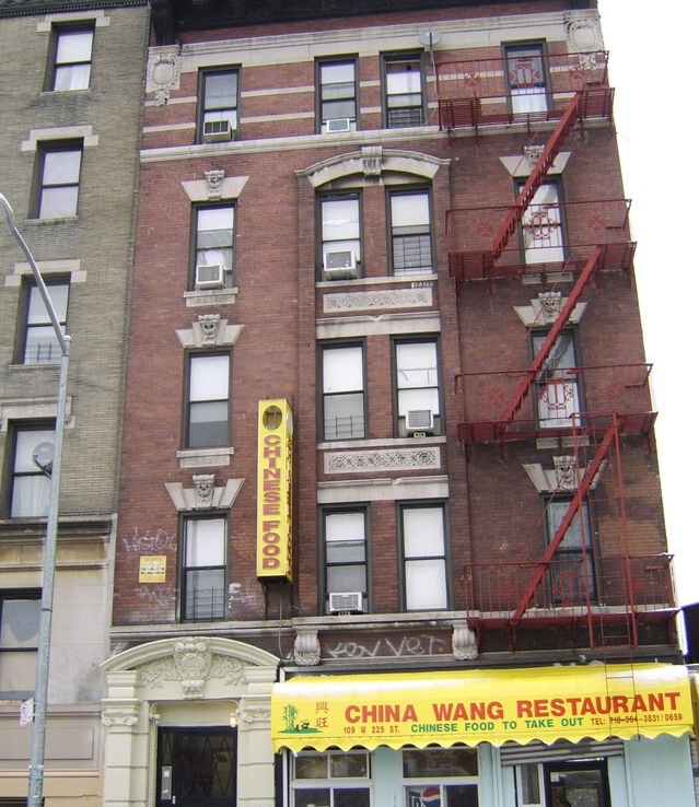 109 W 225th St Bronx NY 10463