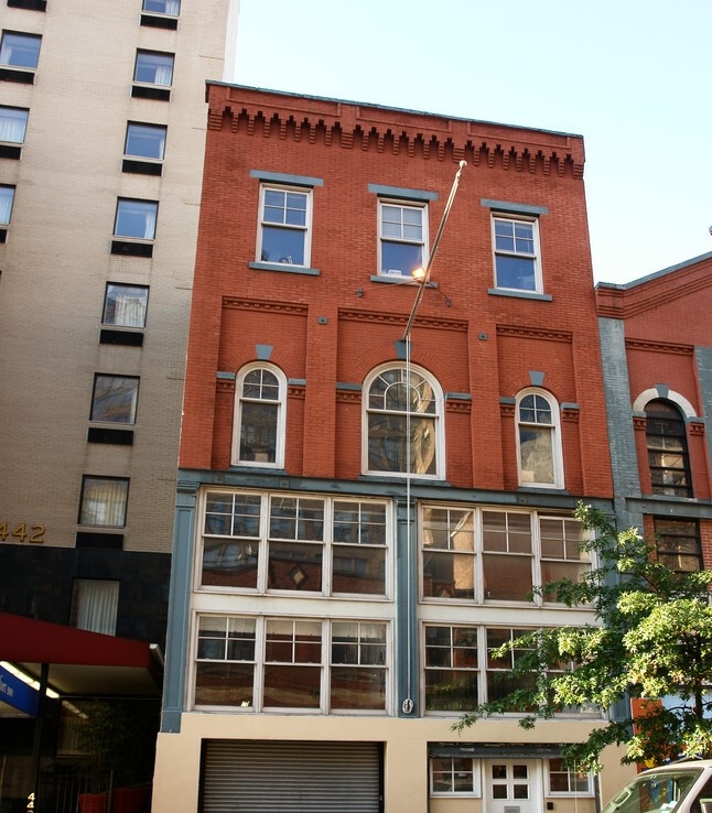 444 W 36th St New York NY 10018