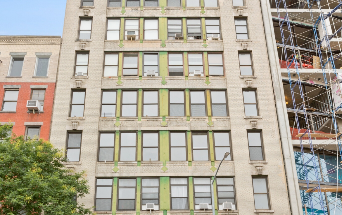 195-197 Chrystie St New York NY 10002